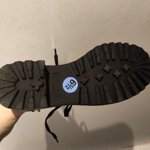 Brand NEW Designer DKNY Combat Boots Moto Boots Patent Leather Black BART 6.5 - Picture 8 of 16